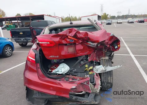 2017 Ford Focus Sel z USA, uszkodzony, nr VIN 1FADP3H29HL229667